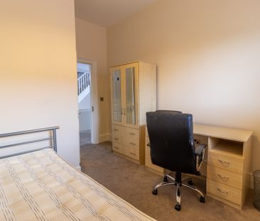 14 Bed Student Accommodation - Photo 6