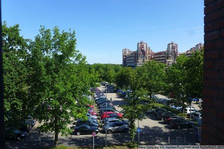 Klinikum/RWTH Campus: Gemütl. möbl. 2 Zi-Whng. m. Balkon und Stellpl. - Photo 2