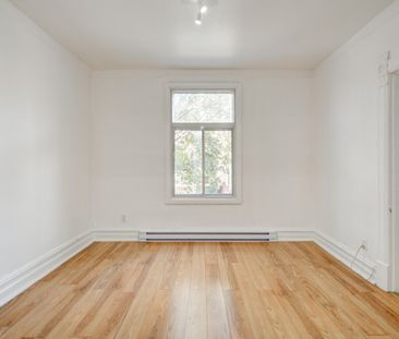 1728 Rue Dufresne, H2K 3K2, H2K 3K2, Montréal - Photo 4