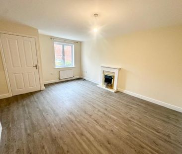 3 bedroom terraced house to rent - Photo 2