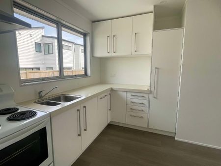 b/35 Tabitha Crescent, Henderson - Photo 3