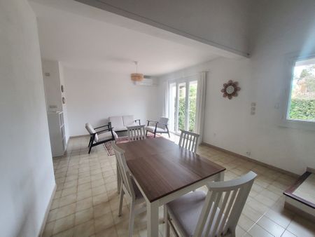 Location Maison 4 pièces 83m² CUERS 83390 - Photo 5