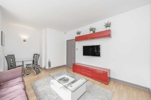 Pembridge Villas, Notting Hill, W11, London - Photo 1