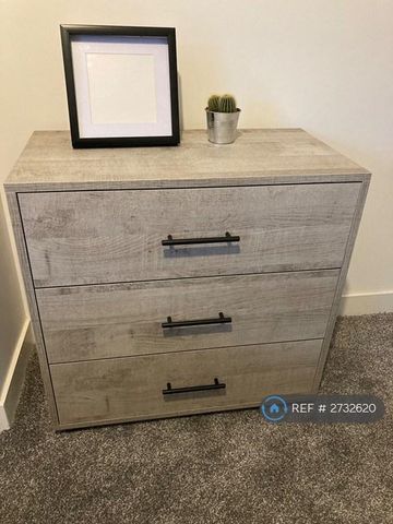 1 bedroom in a house share to rent - Photo 4