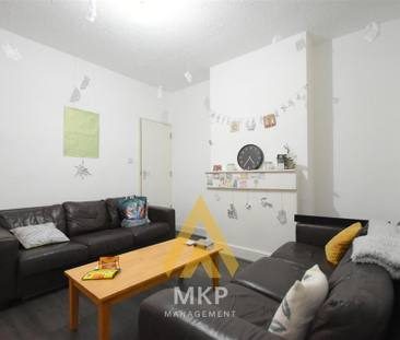 5 bedroom terraced house to rent - Photo 3