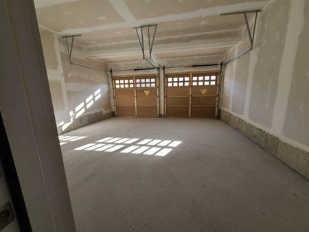 For Lease - 1125 Enchanted Crescent, Pickering, Ontario - Photo 4