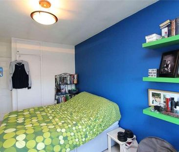 Randall Court, Page Street, Mill Hill, London, NW7 - Photo 4