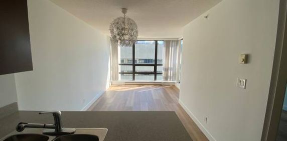 (DPMonline.ca) Modern 1 Bed + Den, The Heart Of Vancouver’s Downtown! - Photo 2