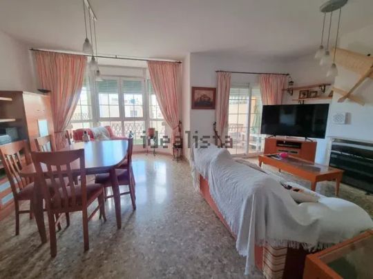 Alquiler de chalet adosado en El Tomillar - Photo 1