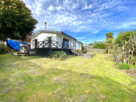 Charming Home in the Sunny Heart of Richmond - Photo 3