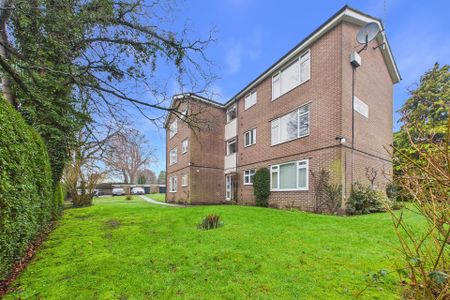 3 Sherwood Chase Totley Brook Road, S17 - Photo 4