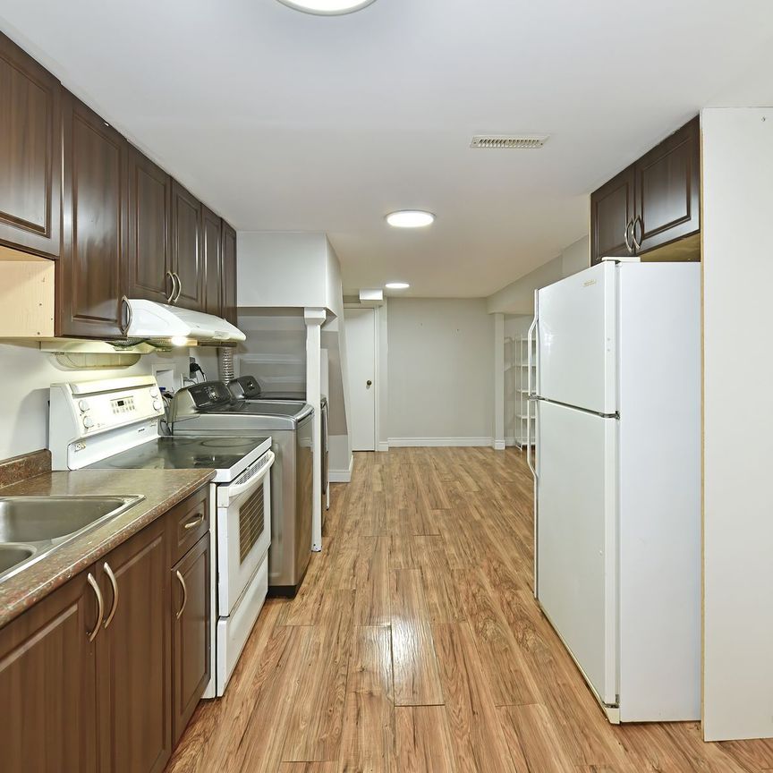 For Lease - 36 Plumridge Court Unit# B, Ajax, Ontario - Photo 1