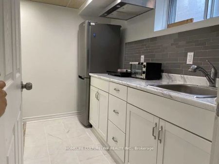 46 Stansbury Crescent N #Bsmt - Photo 2