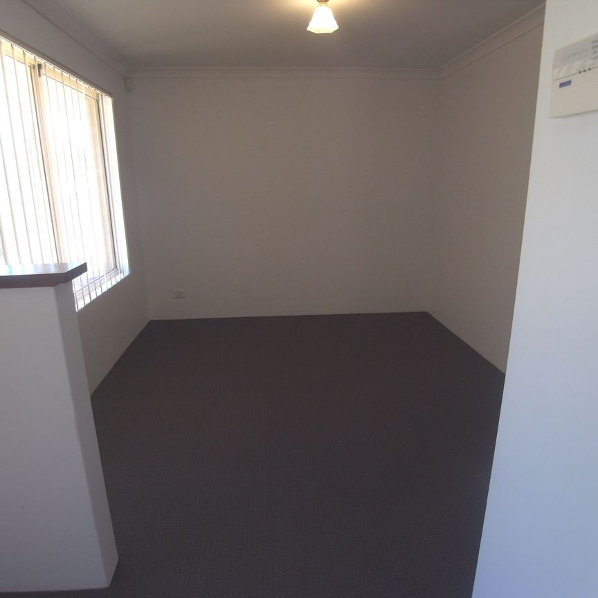 Perfect Family Home - Photo 1