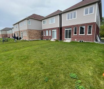 For Lease - 9249 Whiteoak Avenue, Niagara Falls, Ontario - Photo 3