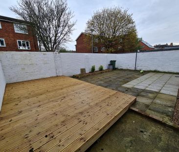 1 bedroom in a house share to rent - Photo 3