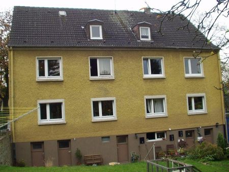 *** Heimaterde! 2 Zimmer-Wohnküche - modernes Duschbad - eigener Garten!*** - Photo 2