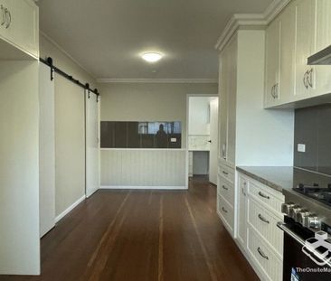 2 Bedroom 1 Bathroom Walking Distance to Hospital - Photo 3