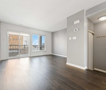 For Lease - 230 Shanly Private, Barrhaven, Ontario - Photo 2