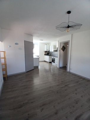 Location Appartement 3 pièces 54m² MONTCEAU LES MINES 71300 - Photo 1