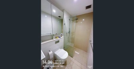 Fully Furnished-City view apartment! High level view! Modern 2B2B Furnished Apartment in the Heart of Zetland! Available From 01/12/2025 To 10/02/2026 - Photo 3