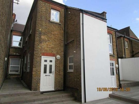 High Street, Southend On Sea, SS1 - Photo 1