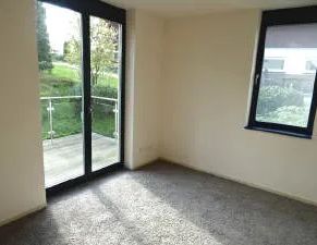 Hier bleiben keine Wünsche offen! Tolle Wohnung mit vielen Extras! - Foto 1