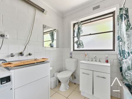 Just lovely on popular Elphin - Photo 4