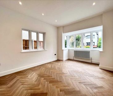 4 bedroom detached house to rent - Photo 4