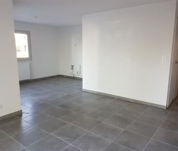 Location Appartement 3 pièces 63m² LA RAVOIRE 73490 - Photo 2