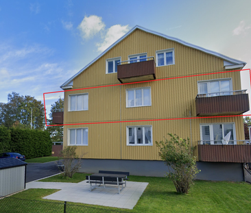 4 rok, Östra Esplanaden 6B, Motala - Photo 1