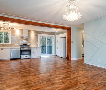 For Lease - 206 Winston Boulevard, Cambridge, Ontario - Photo 1