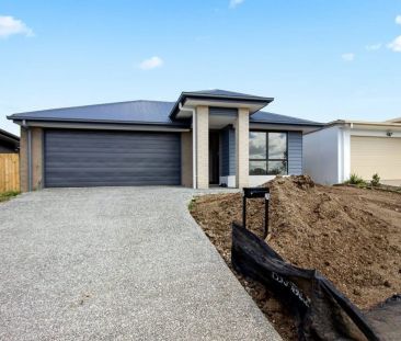 Modern, low-maintenance living in a quiet pocket of Logan Reserve. - Photo 3