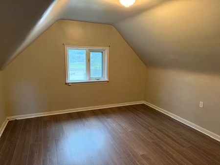 For Lease - 13576 Coleraine Drive, Caledon, Ontario - Photo 4