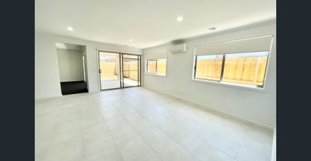 Perfect Family Home Steps from Schools, Parks & Transport - Photo 4