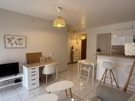 Location Appartement 2 pièces 34 m2 à Belfort - Photo 3