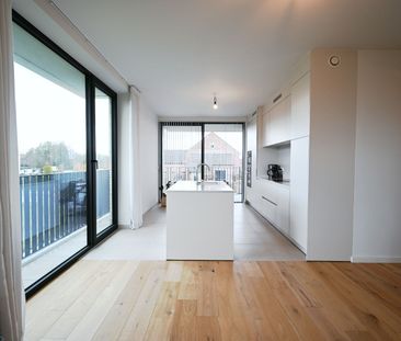 Licht en ruim appartement met twee terrassen! - Photo 4