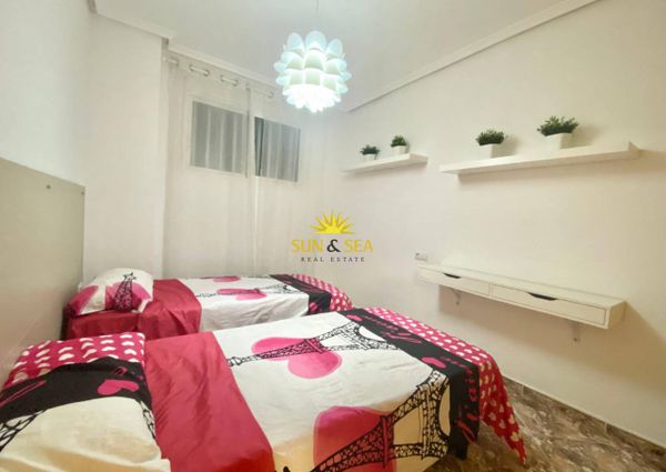 APARTMENT FOR RENT 100 METERS FROM THE BEACH IN TORREVIEJA - ALICANTE PROVINCE