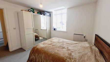 2 bedroom apartment to rent - Photo 3
