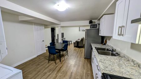 For Lease - 853 Crowells Street, Oshawa, Ontario - Photo 2