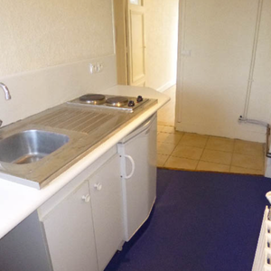 Location Appartement 2 pièces 45m² LILLE 59800 - Photo 2