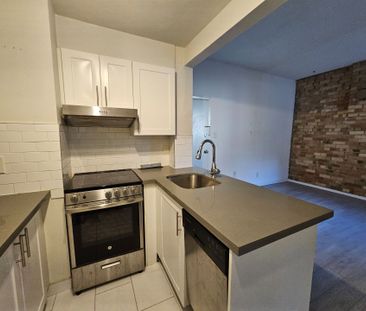 For Lease - 72 Wellesley Street Unit# 105, Toronto, Ontario - Photo 1