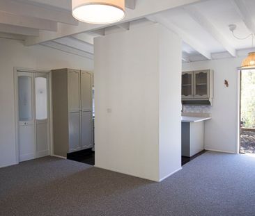 Charming, Comfortable And Convenient - Photo 3