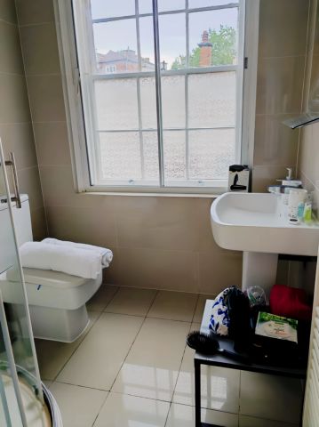 2 Beds - Photo 4