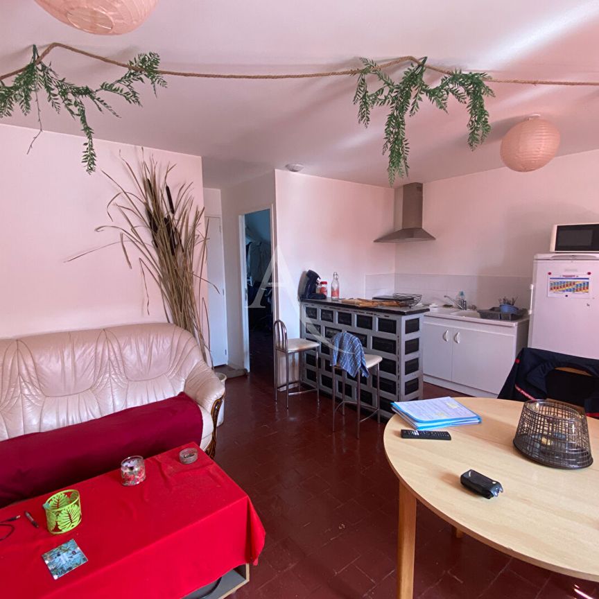 Location Appartement 2 pièces 37m² BAUGE EN ANJOU 49150 - Photo 1