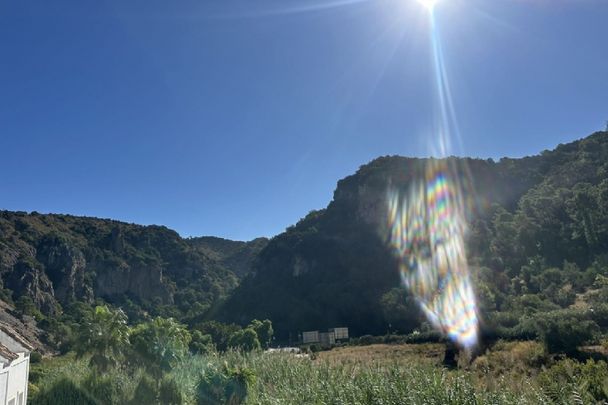 3 Bedroom Townhouse For Rent in Benahavís, Málaga - Photo 1