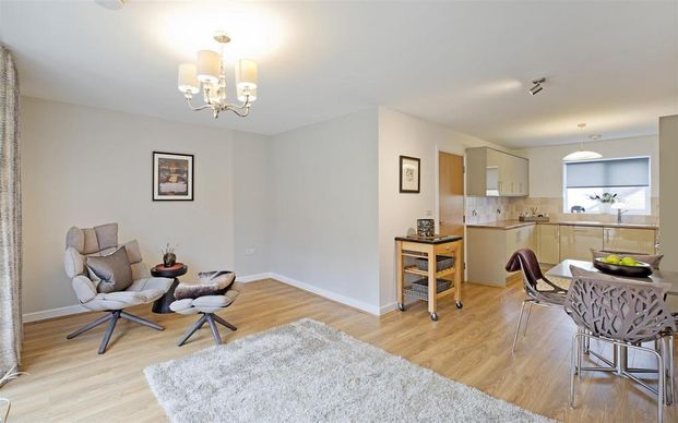 3 bedroom terraced house to rent - Photo 1