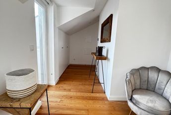 1 Bedroom Apartment with a view, Lapa, Lisboa