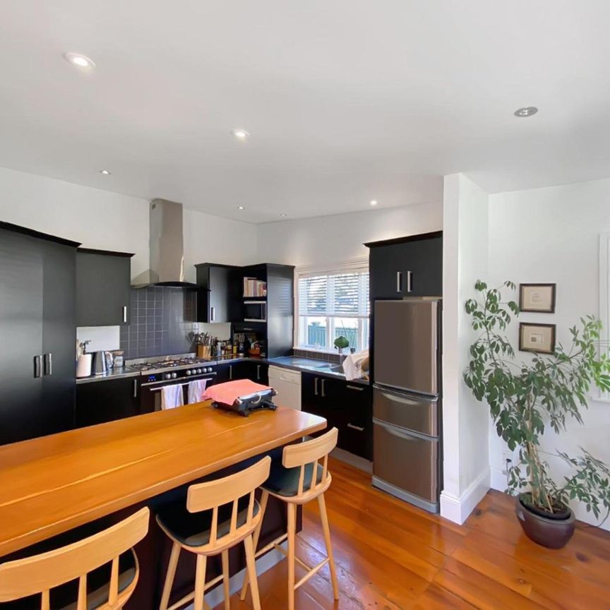 209 Victoria Road, Devonport - Photo 1