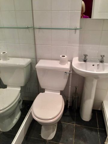 Studio Flat, Stratford Street, G20 - Photo 4